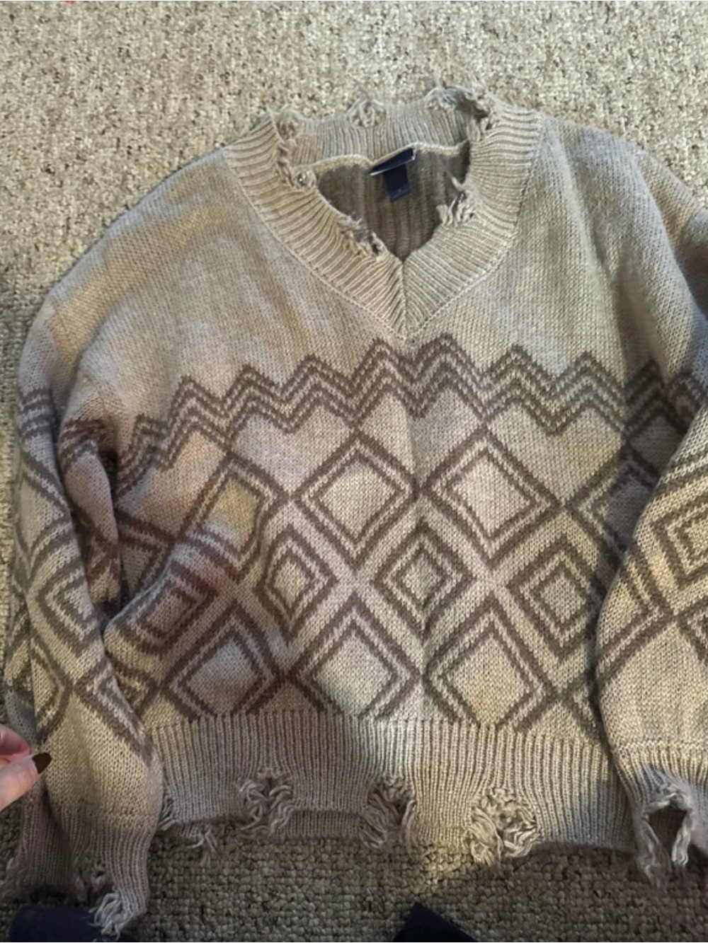 Daytrip Distressed V‑Neck Knit Sweater in Beige and Brown